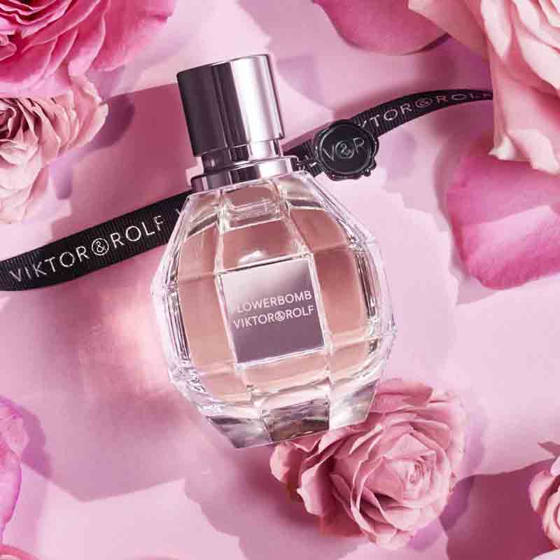 Viktor & Rolf Flowerbomb EDP Gift Set | My Perfume Shop