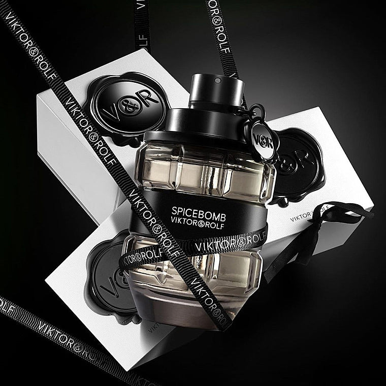 Viktor & Rolf Spicebomb Pour Homme EDT Travel Set | My Perfume Shop